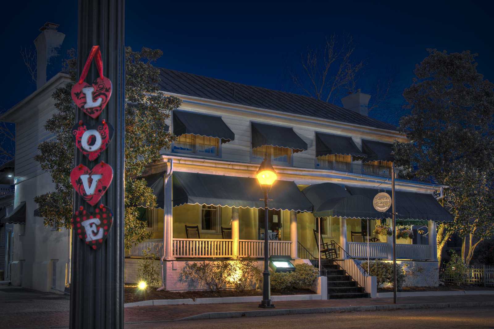 Love Smithfield Inn by Todd Cairns